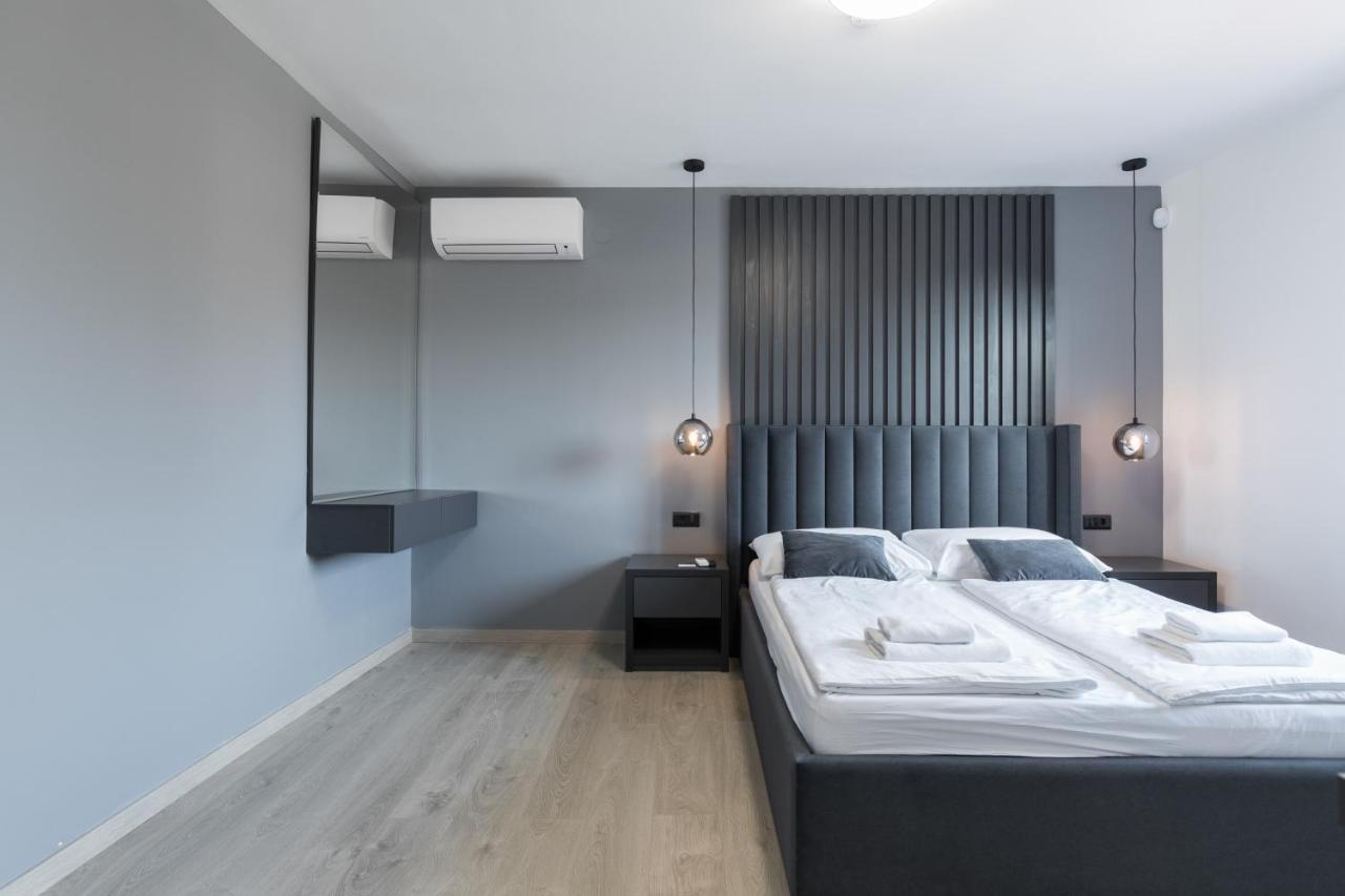 Boutique Suites Joyce Medulin With Free Parking Exterior foto
